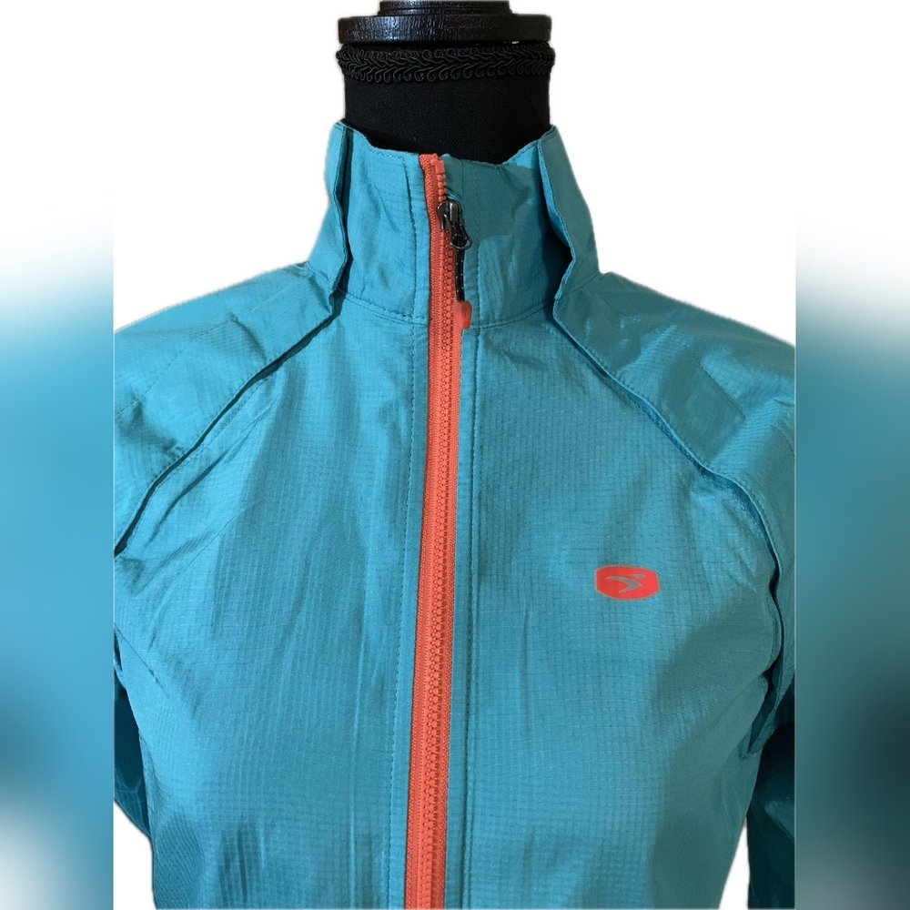 SUGOi Teal / Blue Running / Bicycle Jacket and Vest Size Small Petite (S/P) - Picture 9 of 16